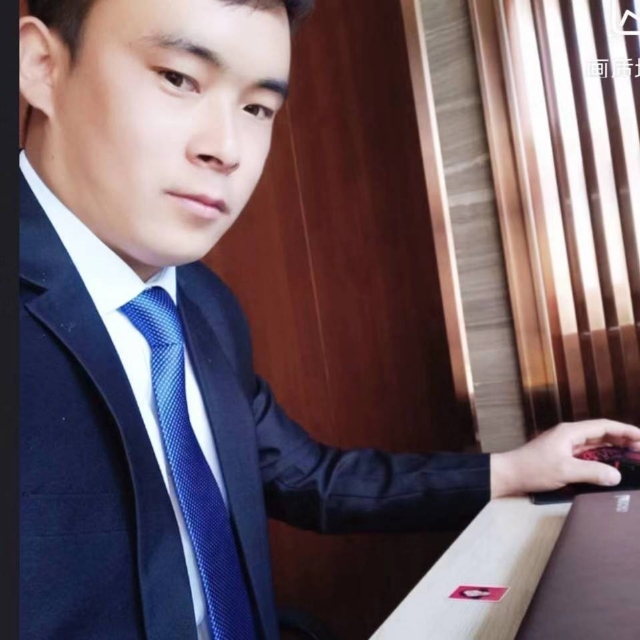 会哭的幸福的第一张照片--庆阳蓝颜知己交友网